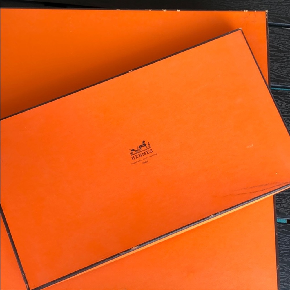 Hermes Large Vintage Scarf Box 🍊Authentic